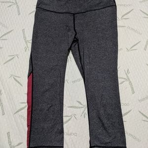 Women's Size Medium GapFit Capri Leggings